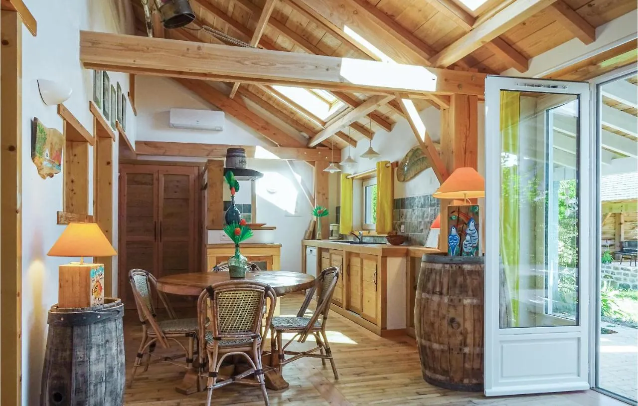 Lovely Home In Plouguerneau With Kitchen