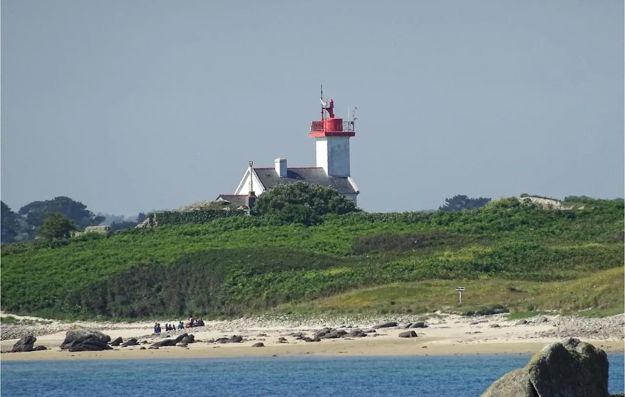 Lovely Home In Plouguerneau With Kitchen Holiday home