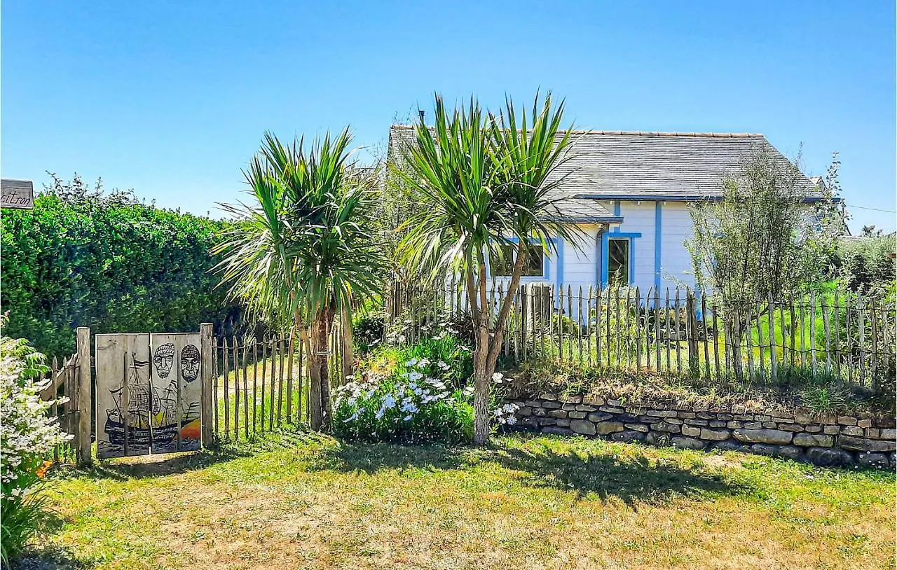 Lovely Home In Plouguerneau With Kitchen Holiday home